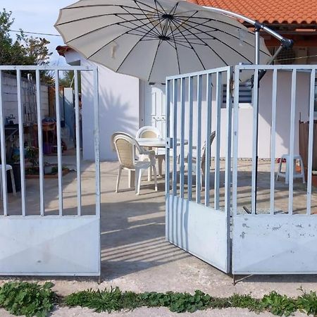 Marjo House Daire Artemida  Dış mekan fotoğraf
