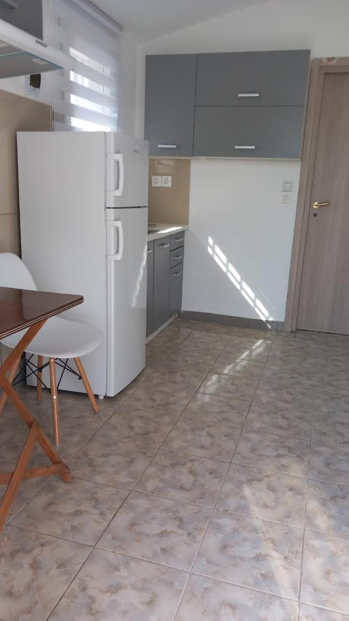 Marjo House Daire Artemida  Dış mekan fotoğraf